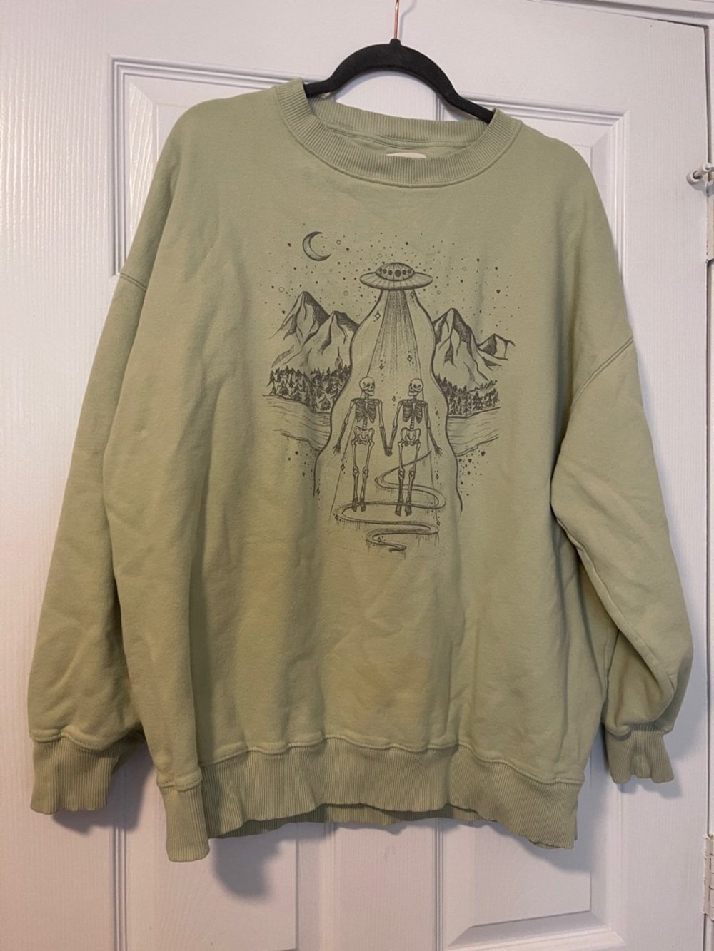 Sage Skeleton Graphic Crewneck Oversized Sweatshirt